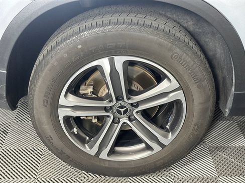 Certified 2021 Mercedes-Benz GLC 300 image 19