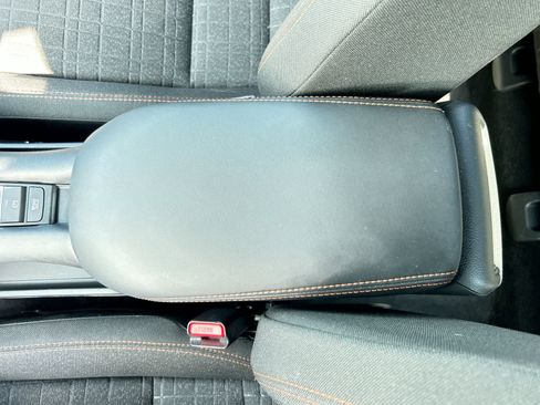 Certified 2025 Honda HR-V Sport image 21