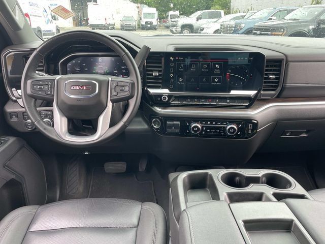 Used 2025 GMC Sierra 1500 SLT AWD/4WD image 15