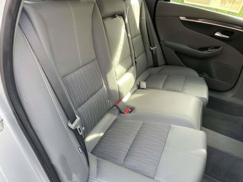 Used 2019 Chevrolet Impala LS FWD image 16