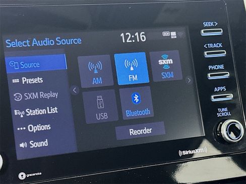 Used 2024 Toyota Camry SE image 27