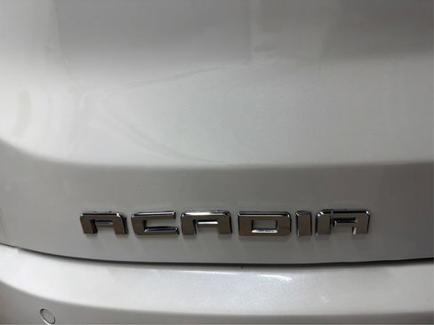 Used 2017 GMC Acadia Denali w/ Technology Package FWD image 46