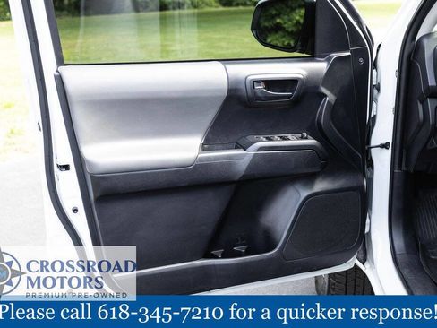 Used 2020 Toyota Tacoma SR AWD/4WD image 21