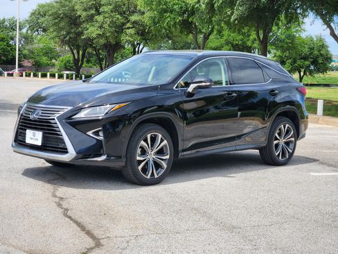 Used 2019 Lexus RX 350 FWD w/ Premium Package image 2