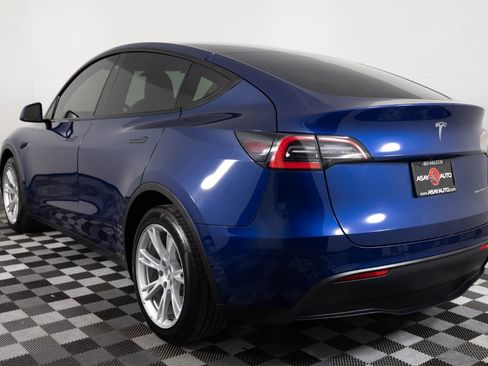Used 2021 Tesla Model Y Long Range AWD/4WD image 5