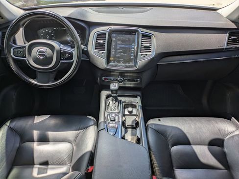 Used 2020 Volvo XC90 T6 Momentum w/ Protection Package Premier AWD/4WD image 15