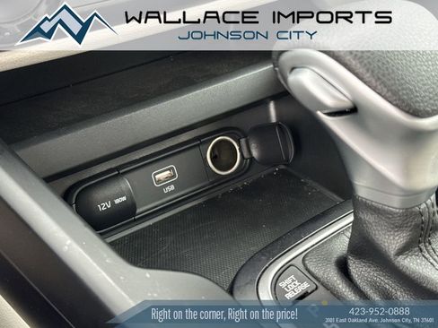 Used 2023 Kia Soul LX w/ LX Technology Package image 25