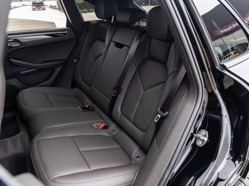New 2026 Porsche Macan image 35