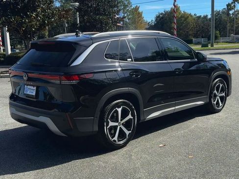 New 2026 Volkswagen Tiguan SE image 8