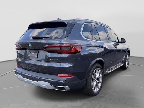Used 2021 BMW X5 xDrive40i w/ Premium Package 2 AWD/4WD image 3