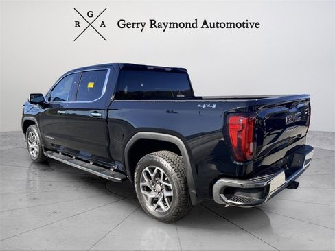 Used 2023 GMC Sierra 1500 SLT w/ SLT Premium Package image 4