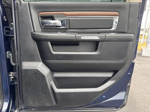Used 2015 RAM 2500 Laramie w/ Convenience Group image 19