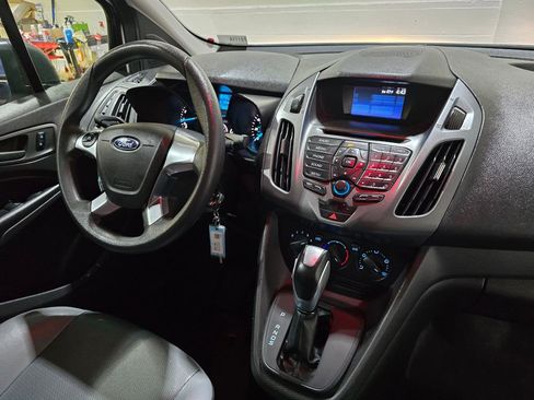 Used 2016 Ford Transit Connect XL image 30