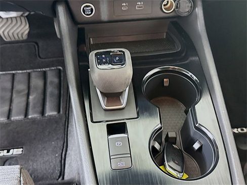 Certified 2023 Nissan Rogue SV image 19