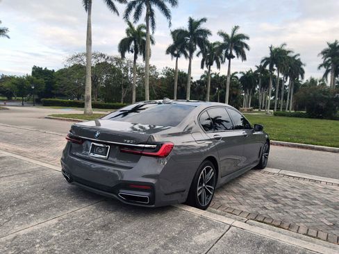 Used 2020 BMW 750i xDrive w/ Executive Package AWD/4WD image 27