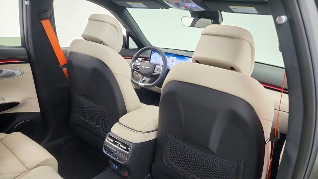 Used 2026 Genesis GV70 3.5T Sport Prestige AWD/4WD image 40