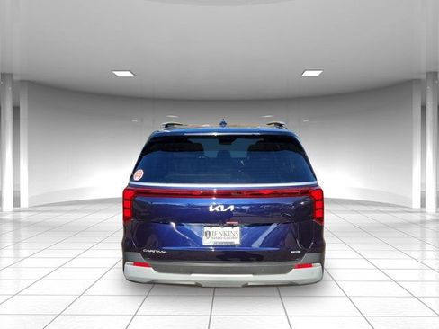 New 2026 Kia Carnival EX image 4