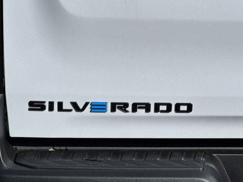 New 2026 Chevrolet Silverado EV Trail Boss image 25