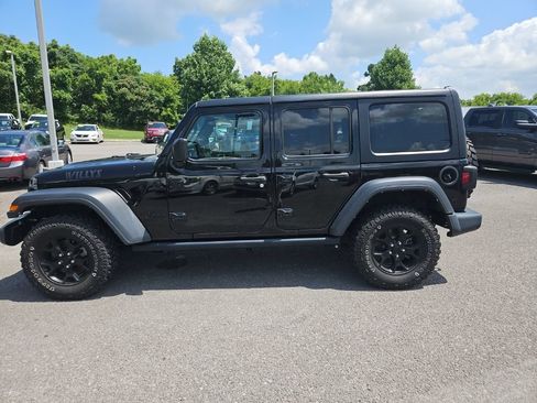 Used 2022 Jeep Wrangler Unlimited Sport AWD/4WD image 4
