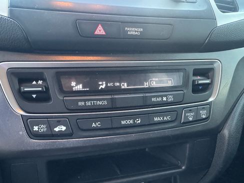 Certified 2017 Honda Pilot LX image 19