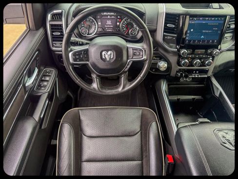 Used 2024 RAM 1500 Laramie image 22