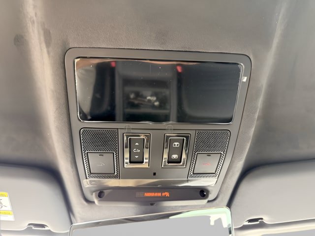 New 2026 Land Rover Defender 110 OCTA AWD/4WD image 75