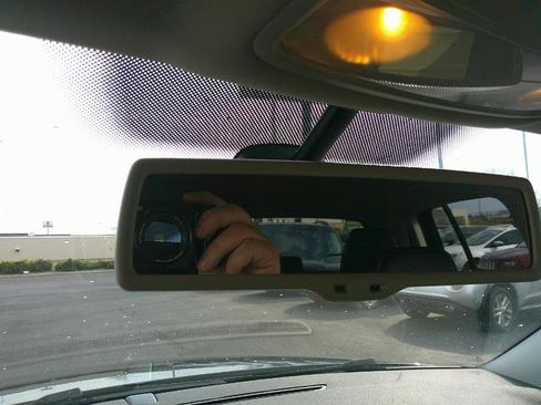 Used 2016 Volkswagen Tiguan S image 11