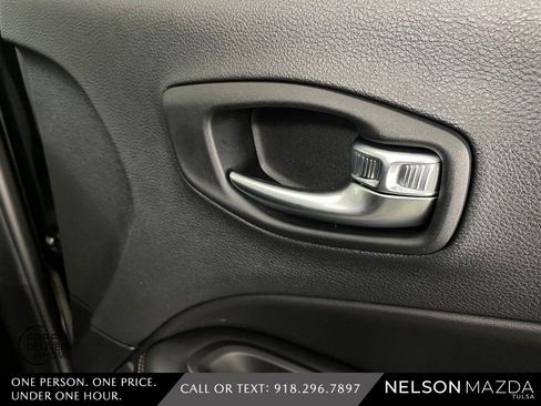 Used 2019 Jeep Compass Sport image 49