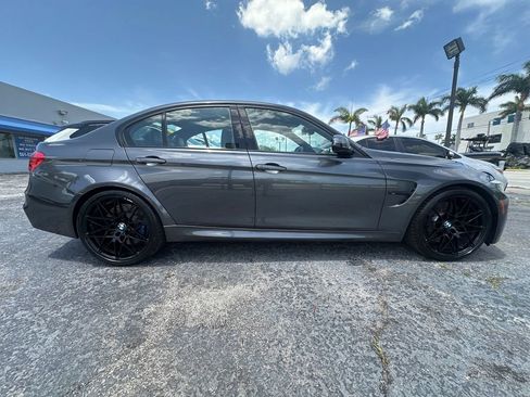 Used 2018 BMW M3 RWD image 7