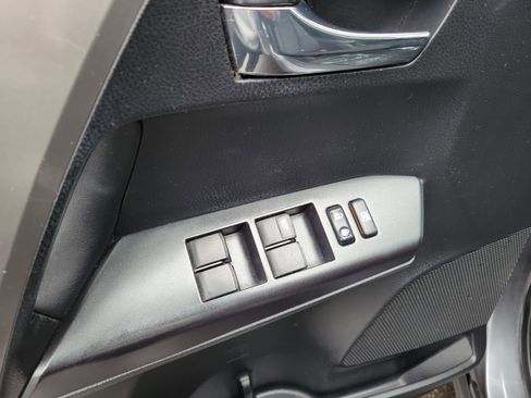 Used 2017 Toyota RAV4 XLE w/ Carpet Mat Package image 19