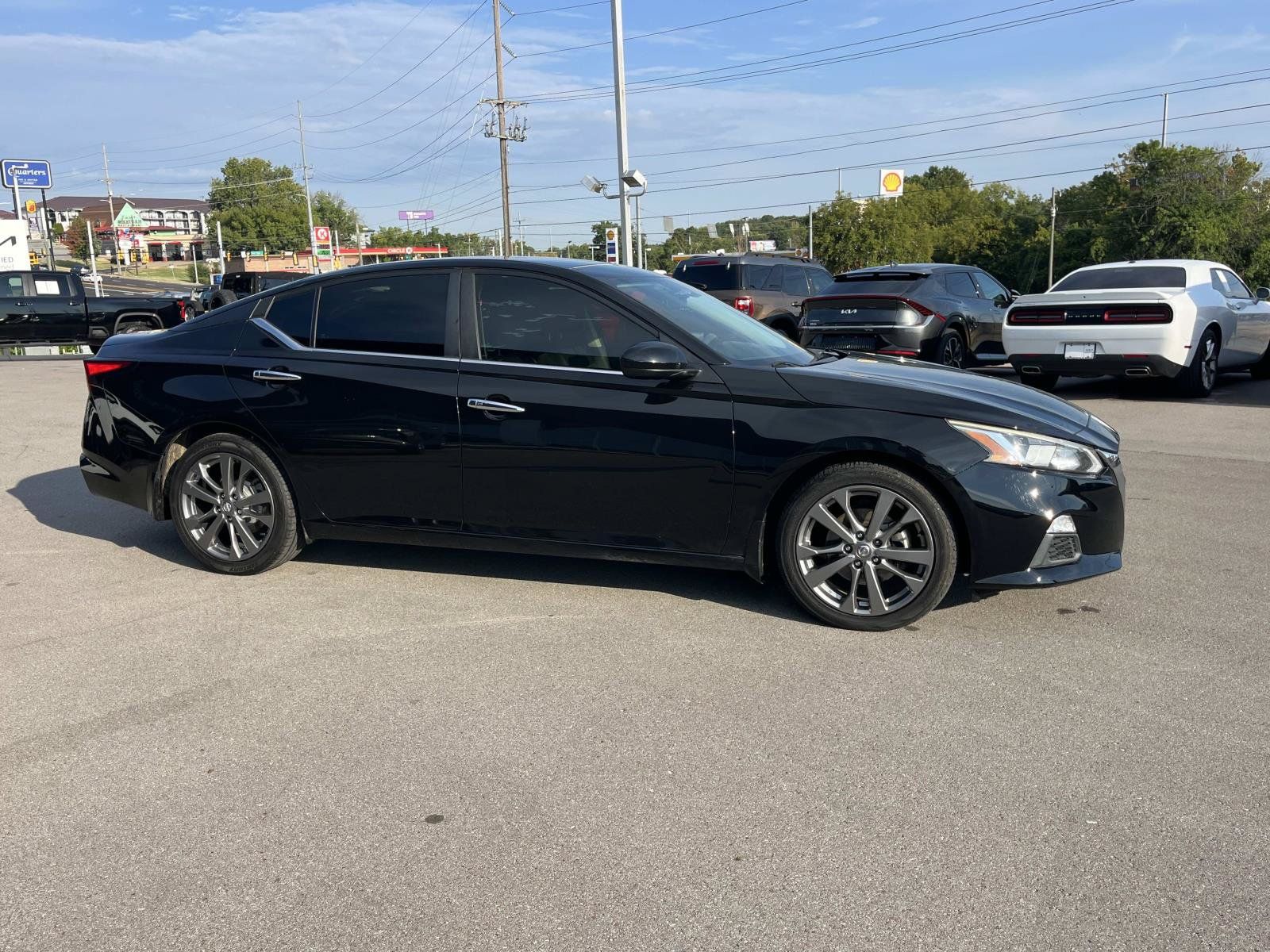 Used 2019 Nissan Altima 2.5 S FWD image 2
