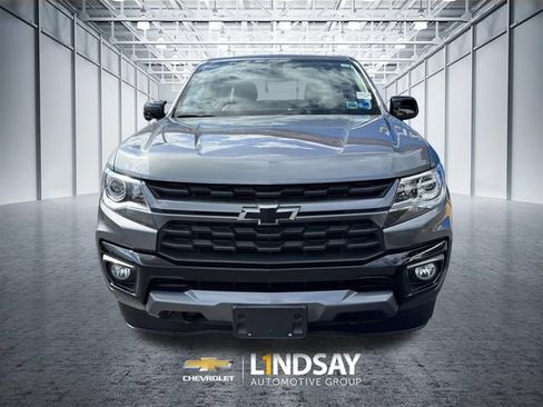 Used 2022 Chevrolet Colorado Z71 AWD/4WD image 6