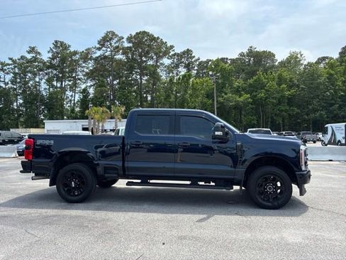 Used 2024 Ford F250 Lariat w/ Lariat Ultimate Package AWD/4WD image 2