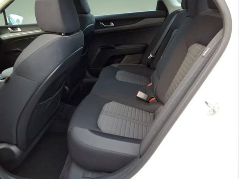 Used 2025 Kia K5 LXS FWD image 12
