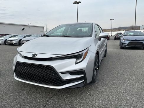 New 2026 Toyota Corolla SE image 1