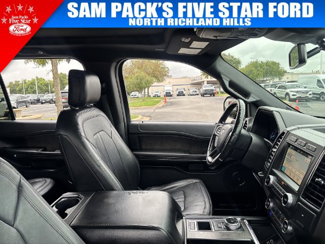 Used 2019 Ford Expedition Limited w/ Equipment Group 301A RWD image 18