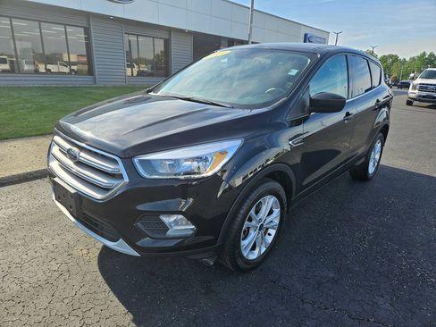 Used 2019 Ford Escape SE AWD/4WD image 2