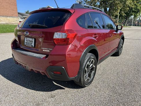 Used 2017 Subaru Crosstrek 2.0i Premium AWD/4WD image 4
