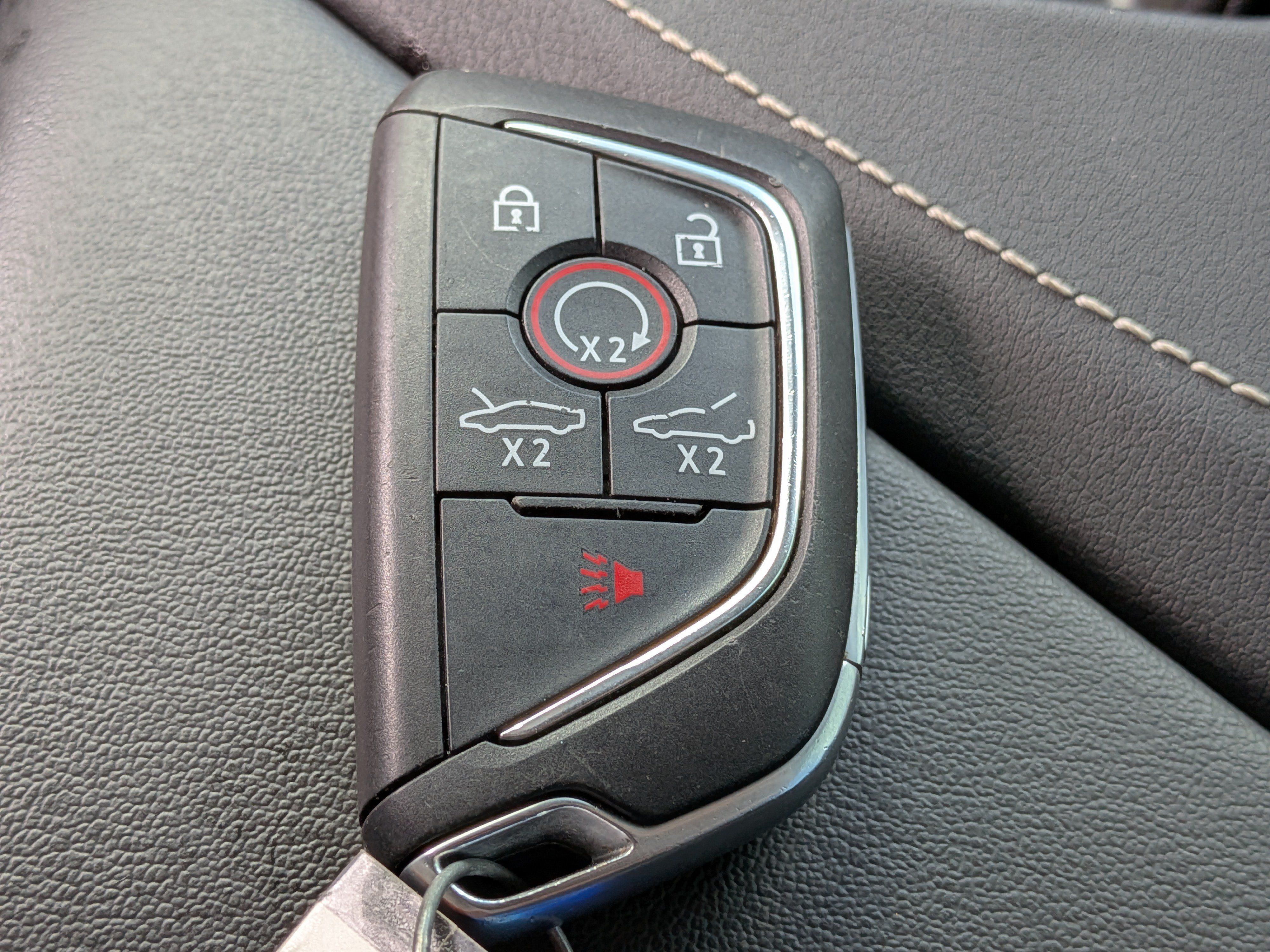 Used 2022 Chevrolet Corvette Stingray Preferred Cpe w/ Battery Protection Package RWD image 31