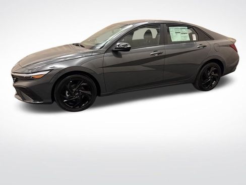 New 2026 Hyundai Elantra Sport FWD image 8