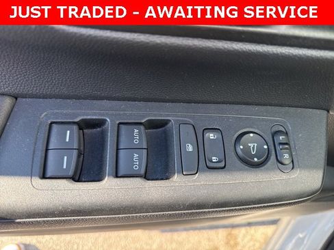 Used 2023 Honda CR-V EX image 13