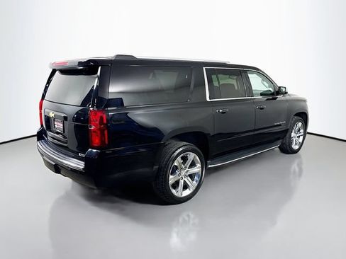 Used 2018 Chevrolet Suburban Premier AWD/4WD image 6