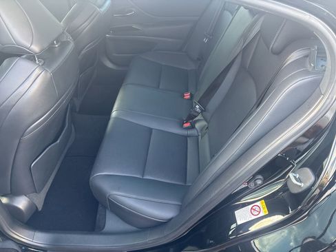 Used 2019 Lexus ES 350 F Sport w/ Accessory Package 2 FWD image 15