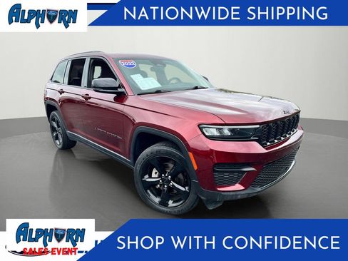 Used 2022 Jeep Grand Cherokee Altitude AWD/4WD image 1