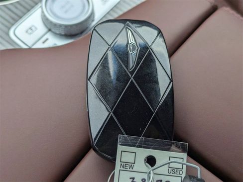 New 2025 Genesis GV80 3.5T Prestige image 35