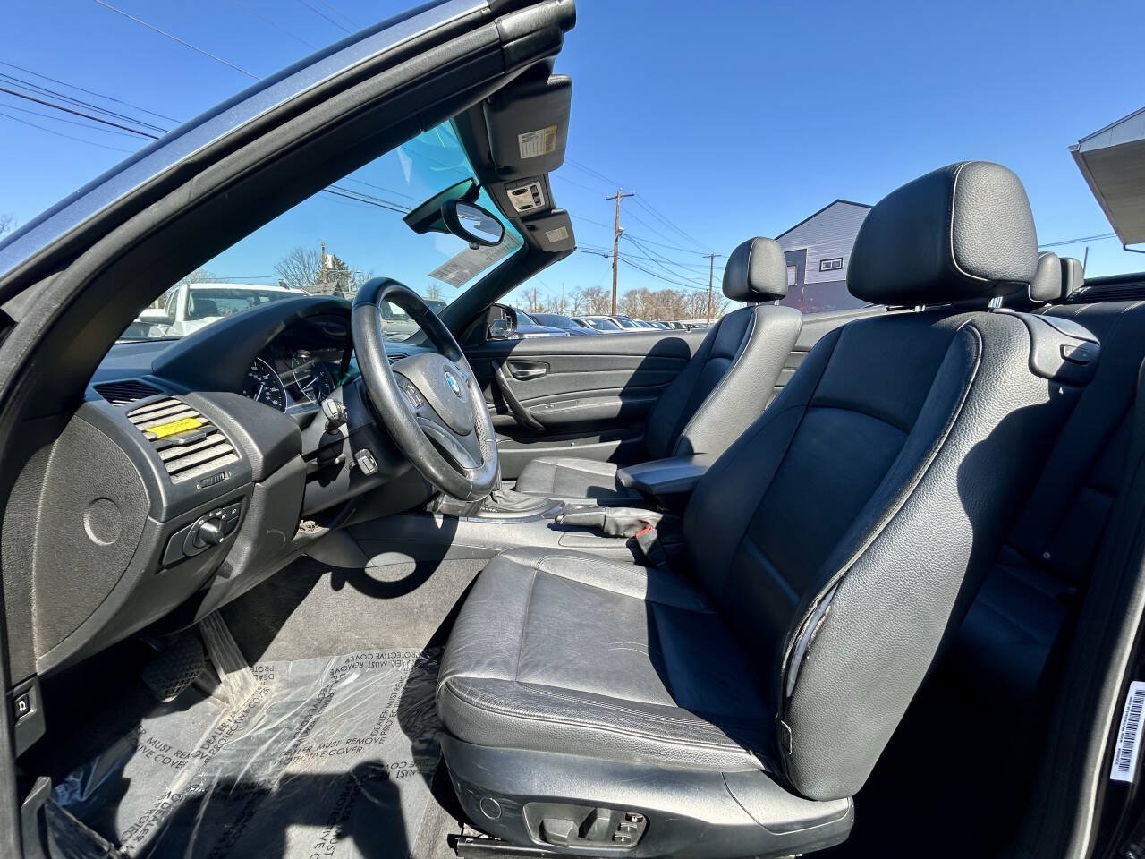 Used 2011 BMW 128i Convertible RWD image 9