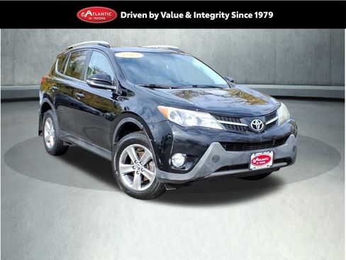 Used 2015 Toyota RAV4 XLE image 1