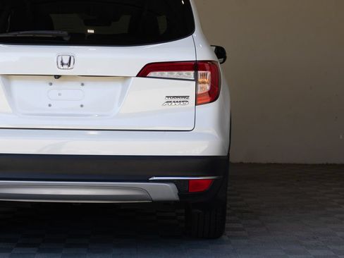 Used 2022 Honda Pilot Touring image 12