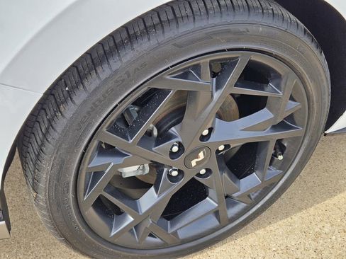 Certified 2025 Hyundai Elantra N Line image 7