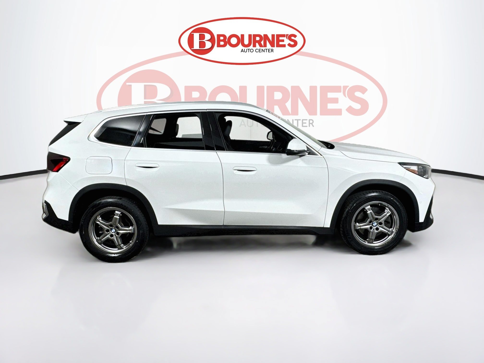Used 2023 BMW X1 xDrive28i AWD/4WD image 12